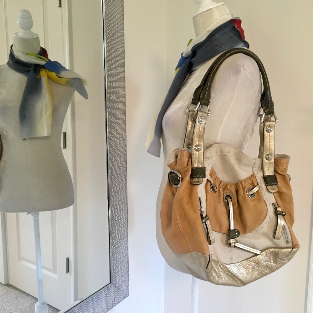 B Makowsky Bag